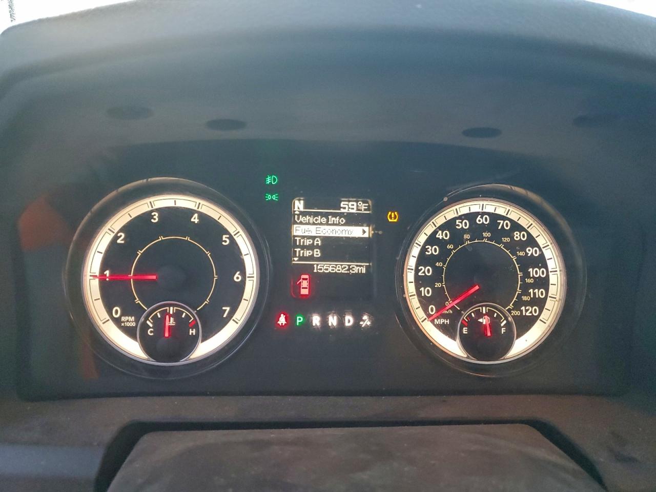 2017 RAM 1500 ST photo 9