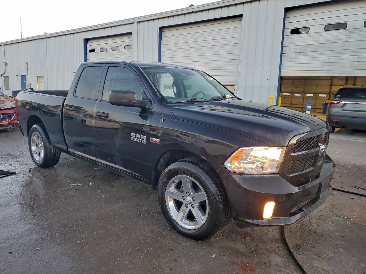 2017 RAM 1500 ST photo 4