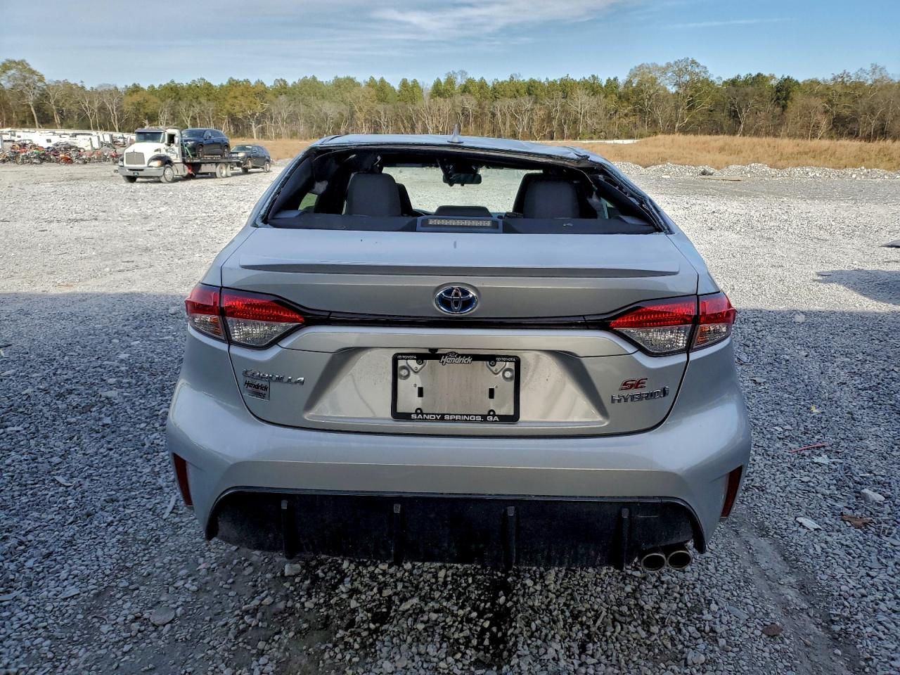 2024 TOYOTA COROLLA LE photo 6