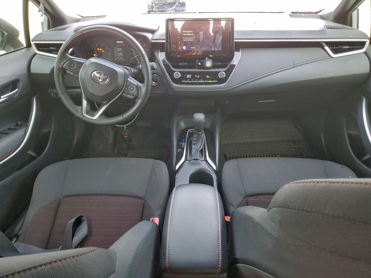2024 TOYOTA COROLLA LE photo 8