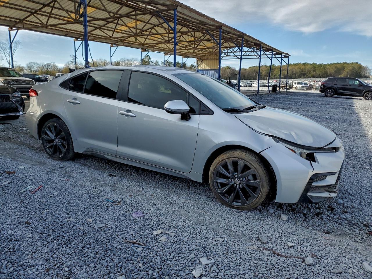 2024 TOYOTA COROLLA LE photo 4