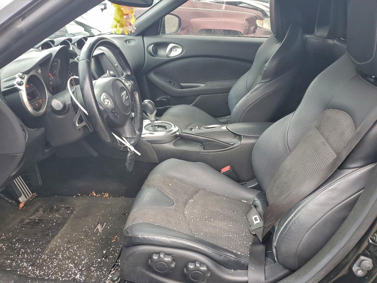 2016 NISSAN 370Z BASE photo 7