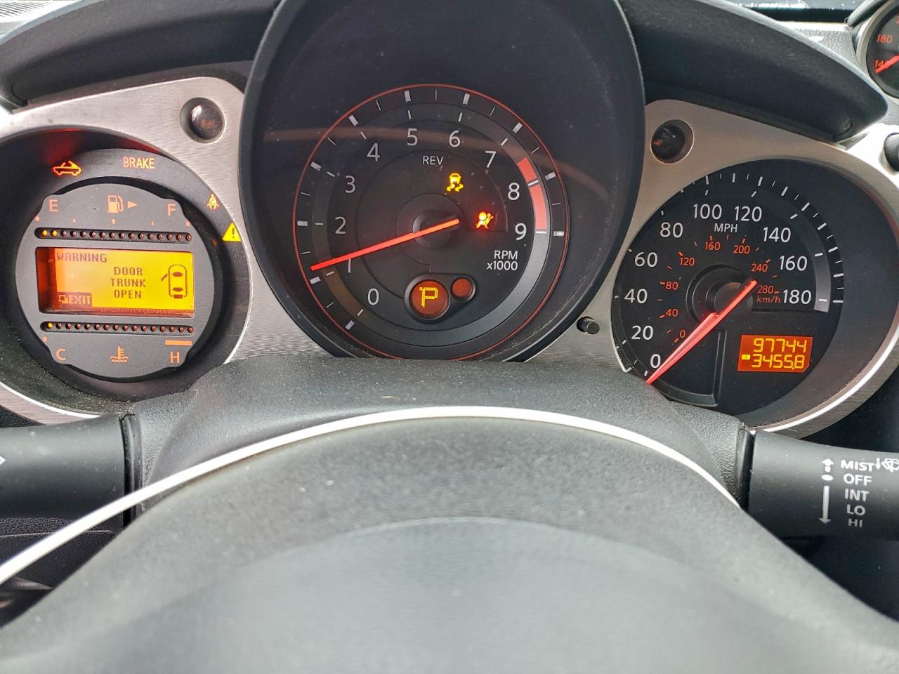 2016 NISSAN 370Z BASE photo 9