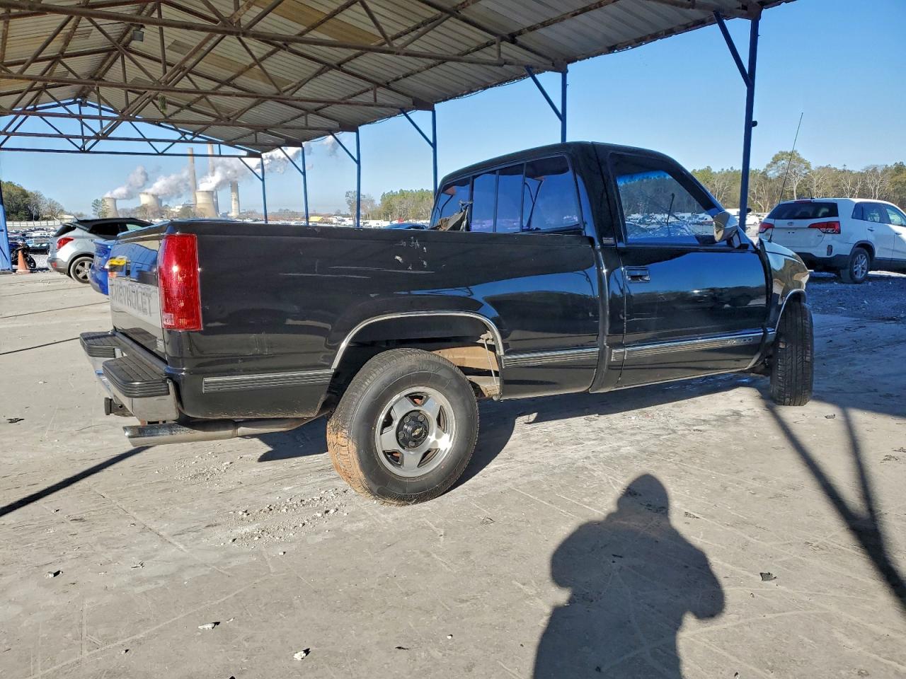1991 CHEVROLET GMT-400 C1500 photo 3