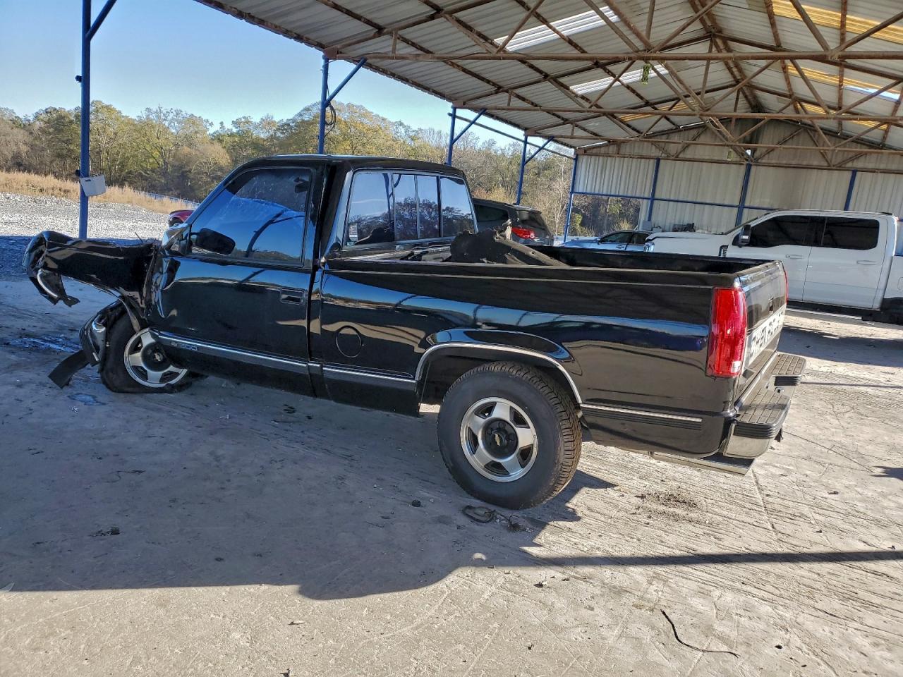 1991 CHEVROLET GMT-400 C1500 photo 2