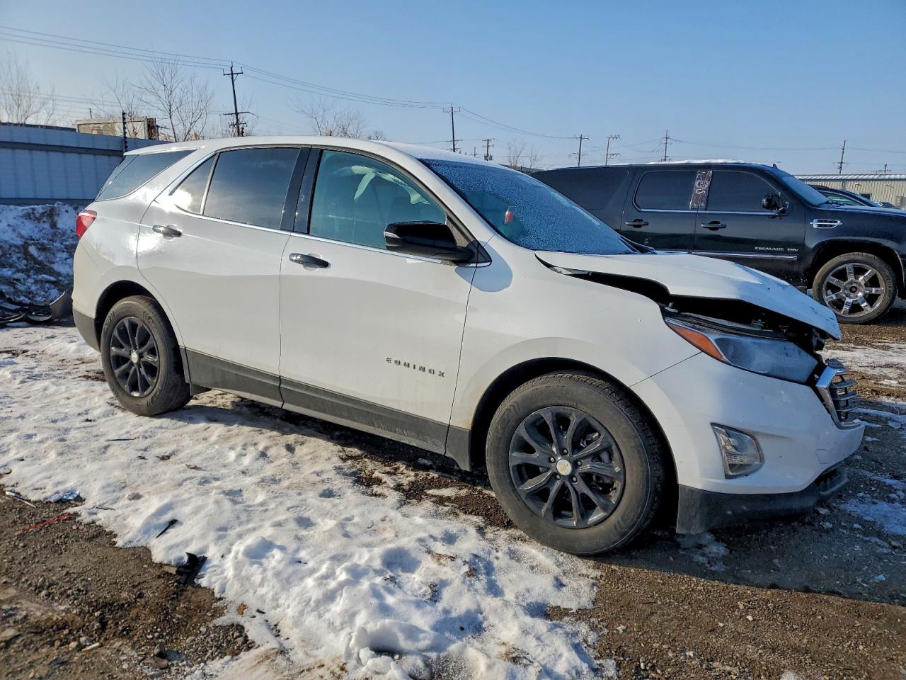 2019 CHEVROLET EQUINOX LT photo 4