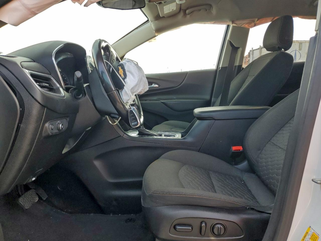 2019 CHEVROLET EQUINOX LT photo 7