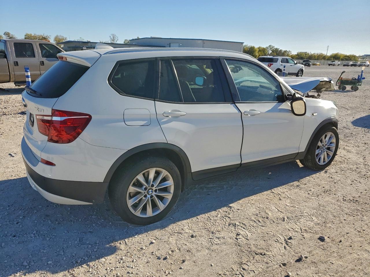 2013 BMW X3 XDRIVE28I photo 3