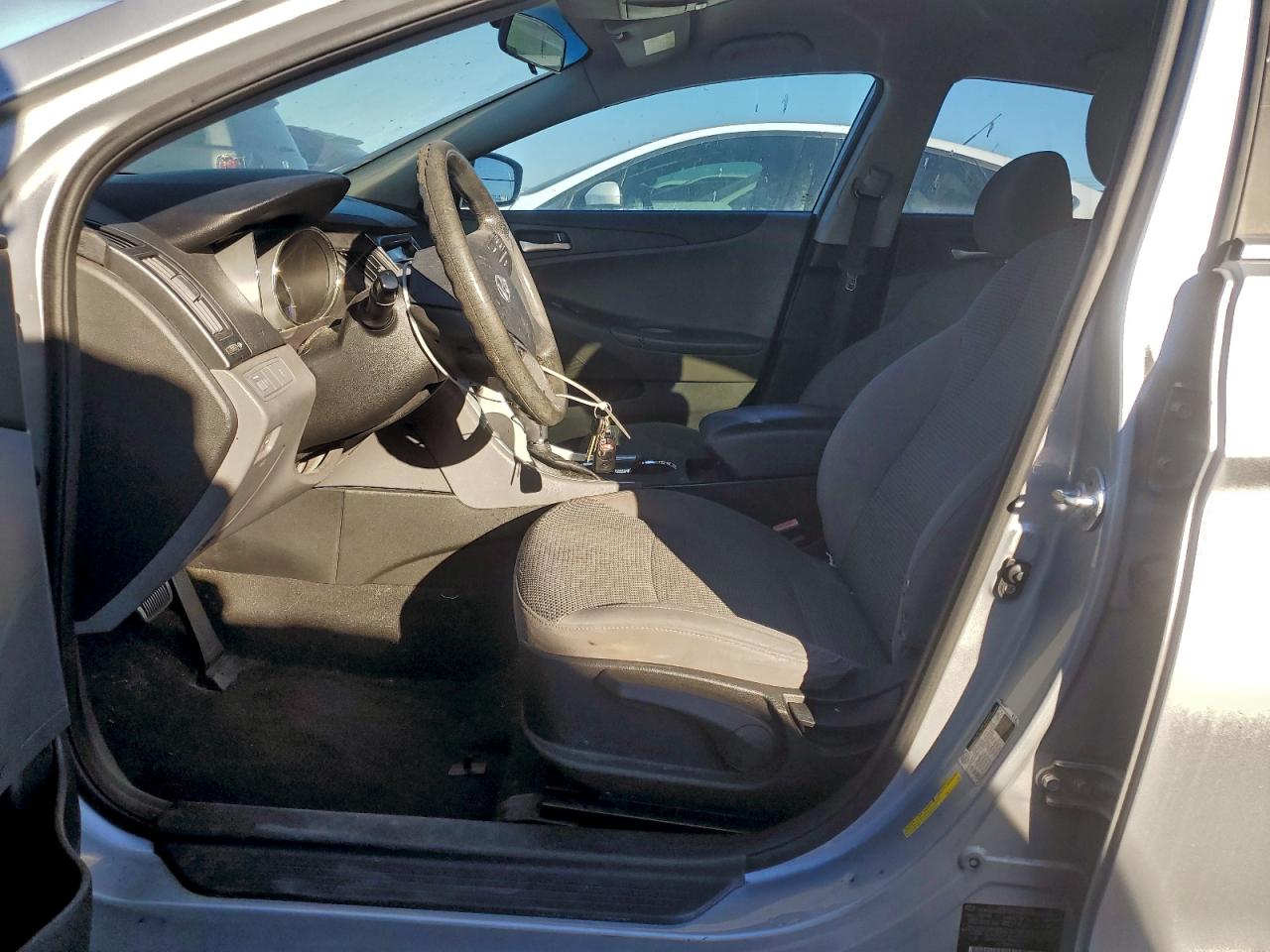 2011 HYUNDAI SONATA GLS photo 7