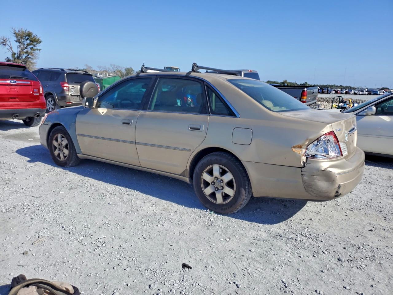 2001 TOYOTA AVALON XL photo 2