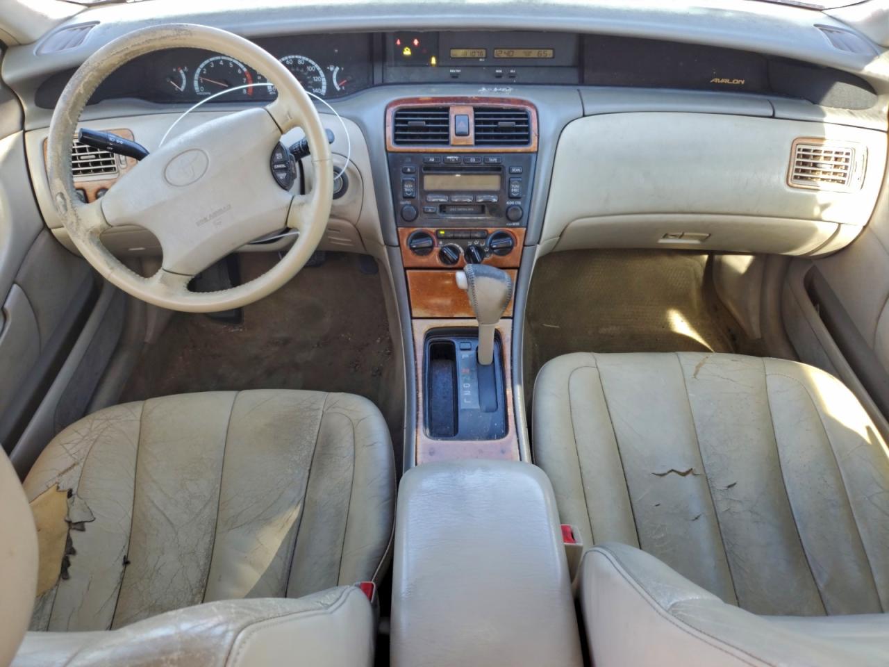 2001 TOYOTA AVALON XL photo 8