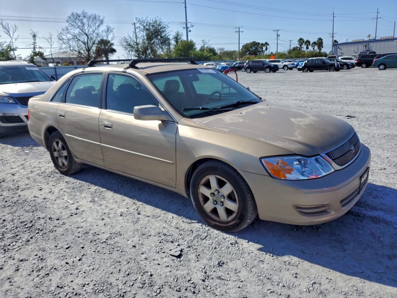 2001 TOYOTA AVALON XL photo 4