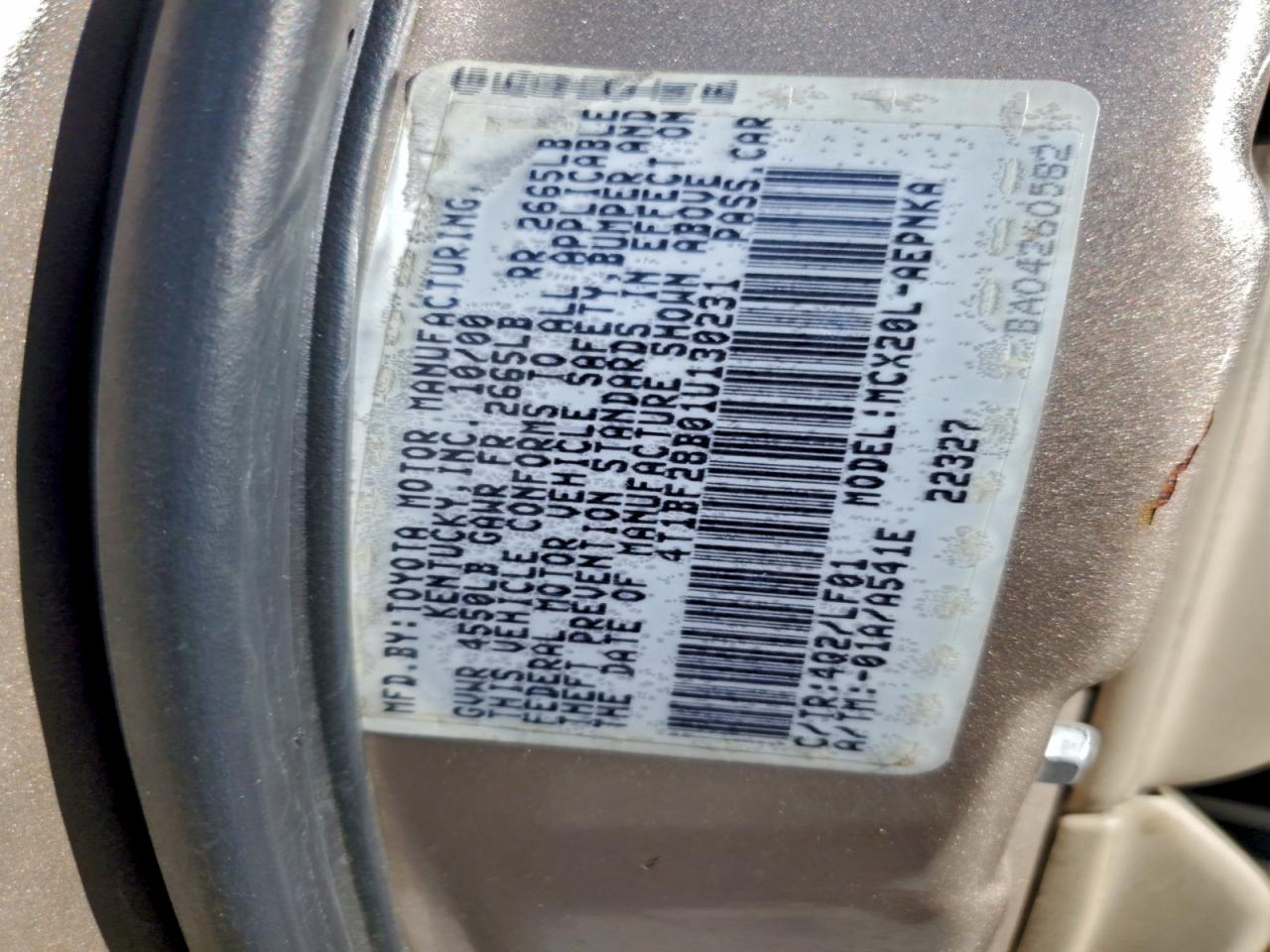 2001 TOYOTA AVALON XL photo 12