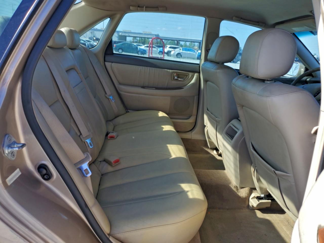 2001 TOYOTA AVALON XL photo 10
