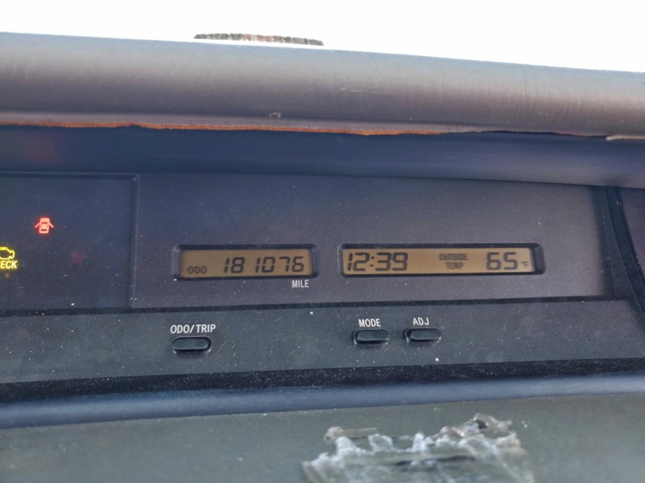 2001 TOYOTA AVALON XL photo 9