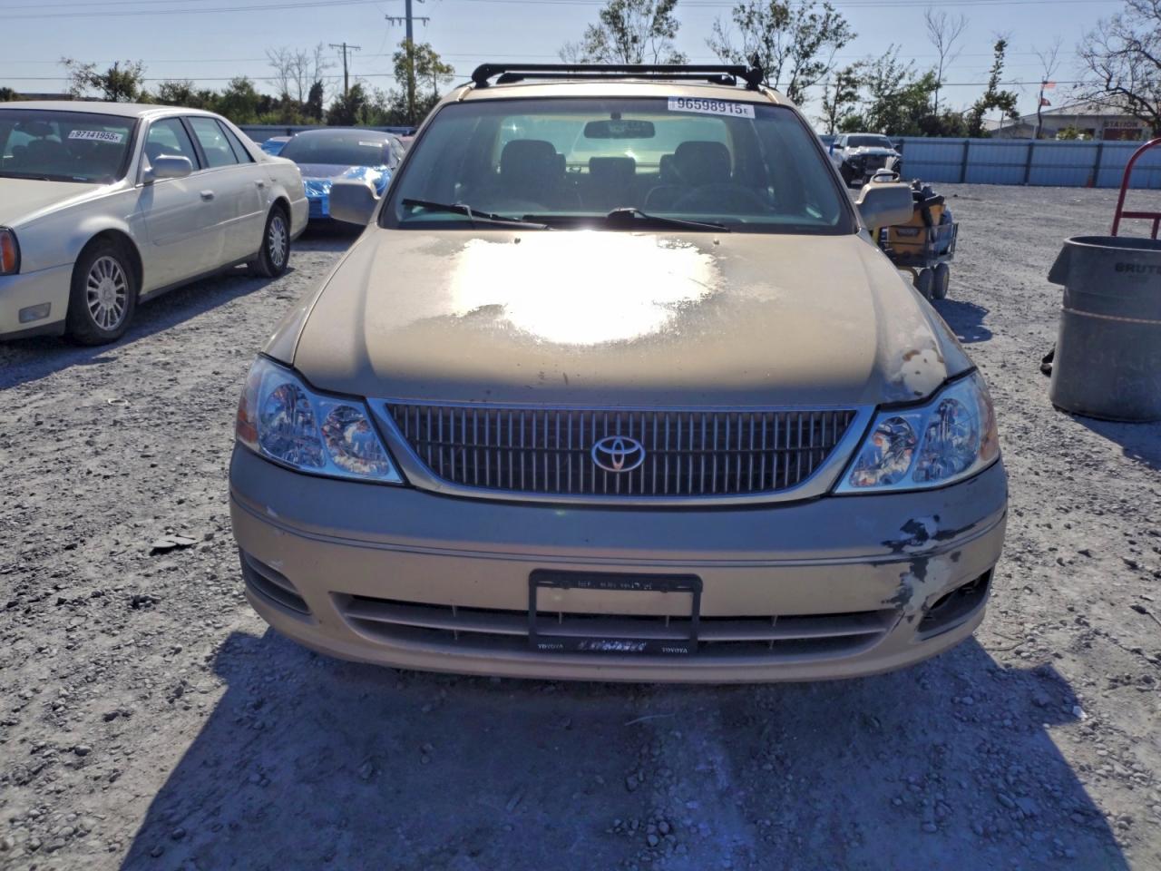 2001 TOYOTA AVALON XL photo 5