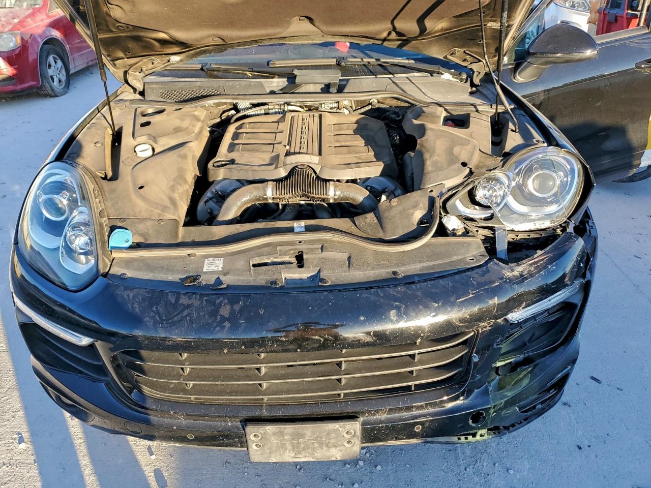 2017 PORSCHE CAYENNE S photo 11
