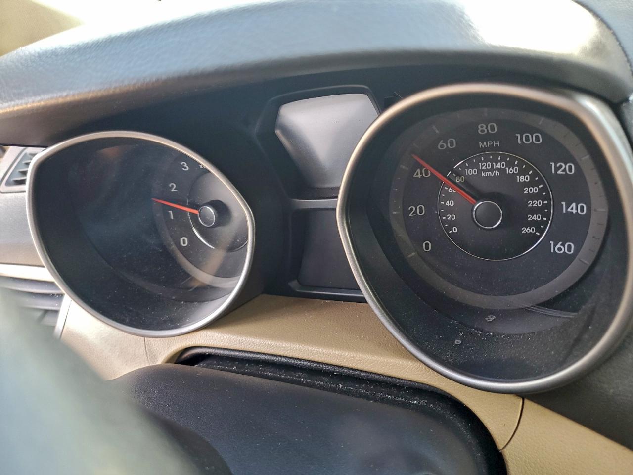 2013 HYUNDAI ELANTRA GLS photo 9