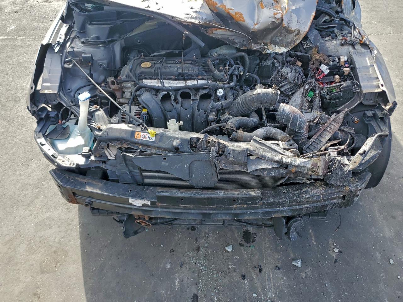 2013 HYUNDAI ELANTRA GLS photo 11