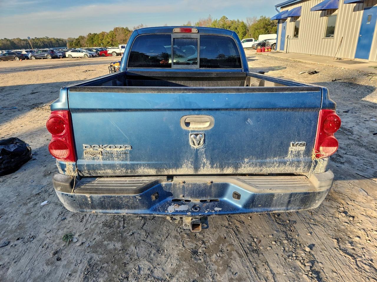 2005 DODGE DAKOTA QUAD LARAMIE photo 6