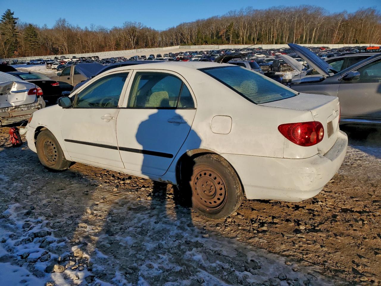 2005 TOYOTA COROLLA CE photo 2