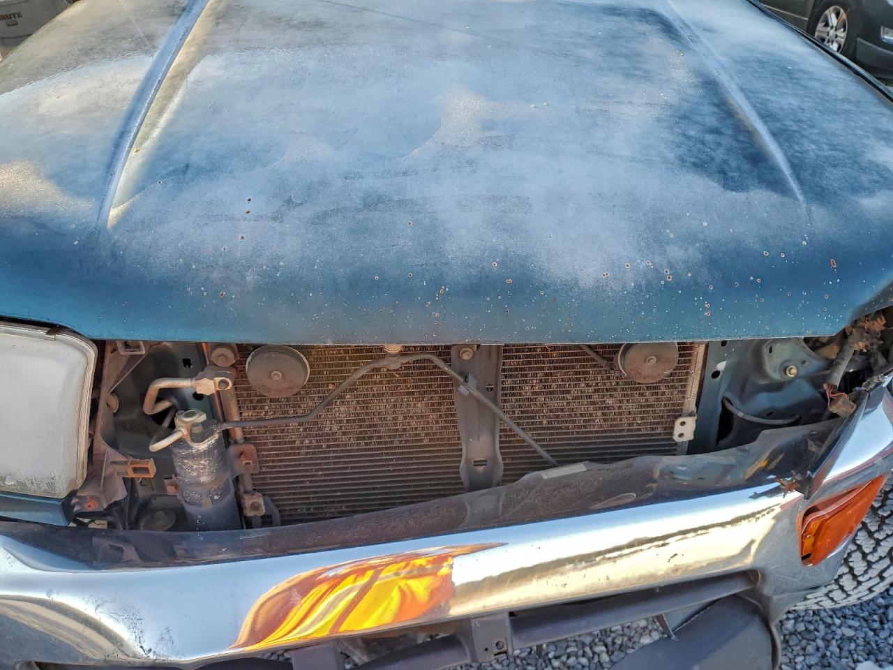 1998 TOYOTA 4RUNNER SR5 photo 11