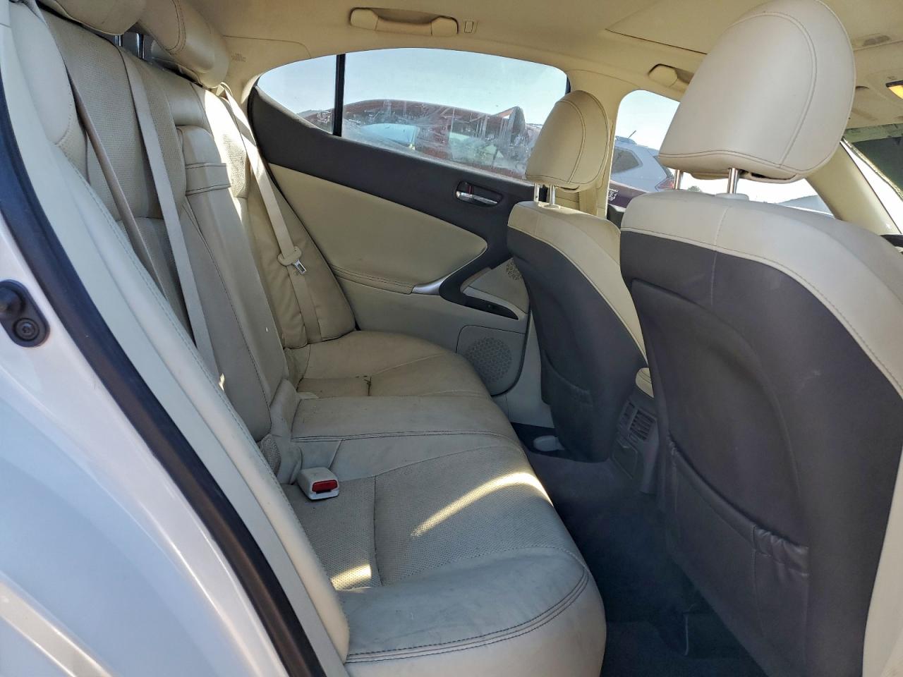 2012 LEXUS IS 250 photo 10