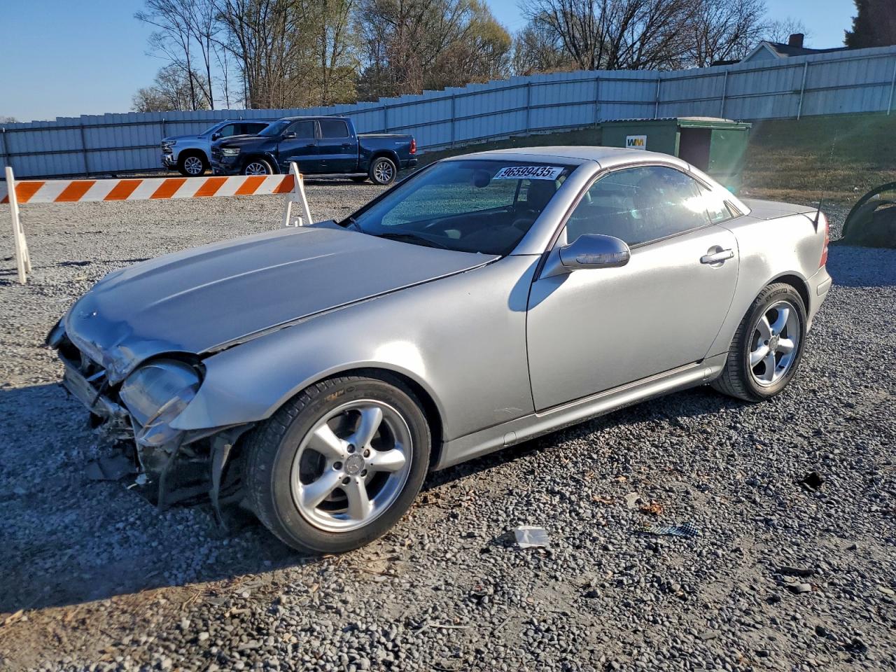 2001 MERCEDES-BENZ SLK