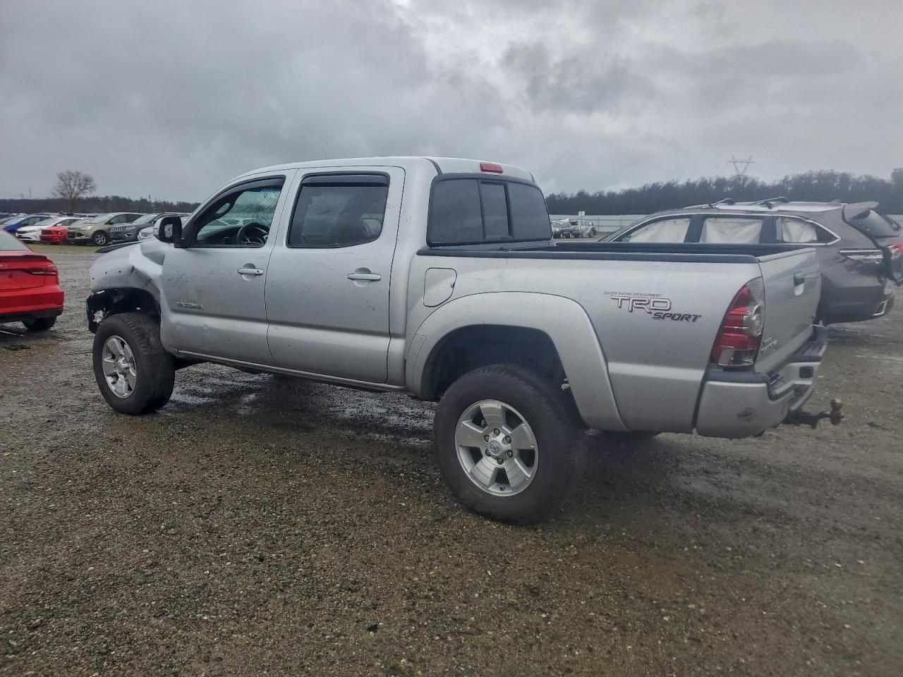 2013 TOYOTA TACOMA DOUBLE CAB photo 2