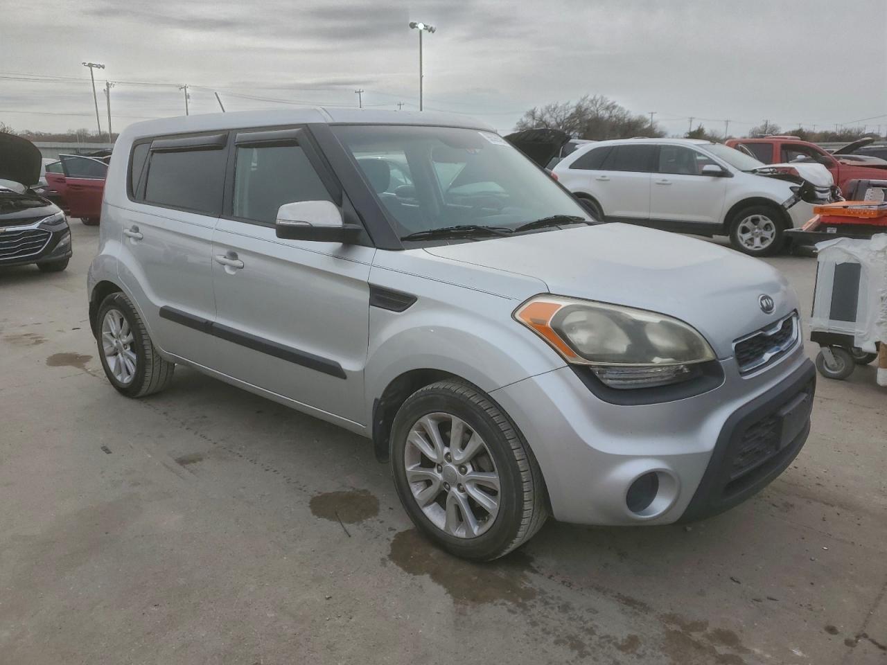 2012 KIA SOUL + photo 4