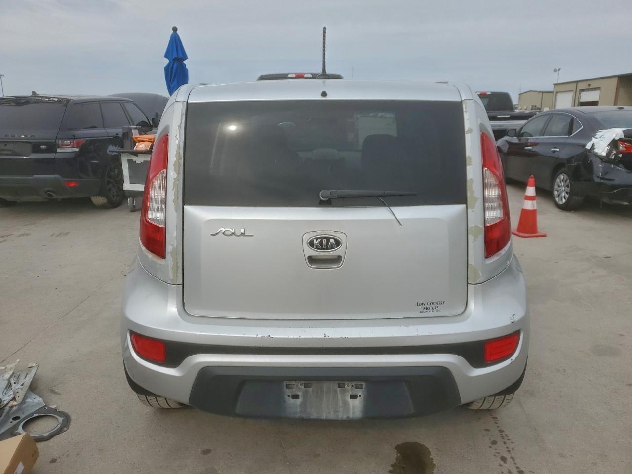 2012 KIA SOUL + photo 6