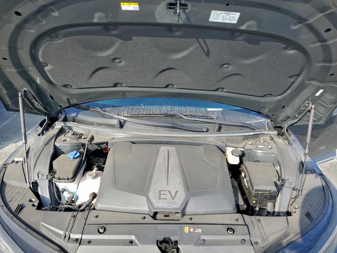 2024 KIA EV6 LIGHT photo 11