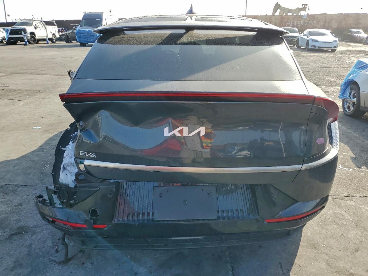 2024 KIA EV6 LIGHT photo 6