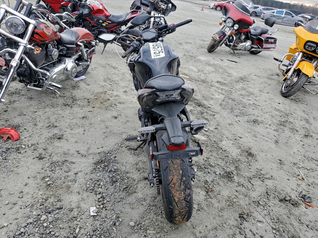 2025 KAWASAKI ER650 P photo 4