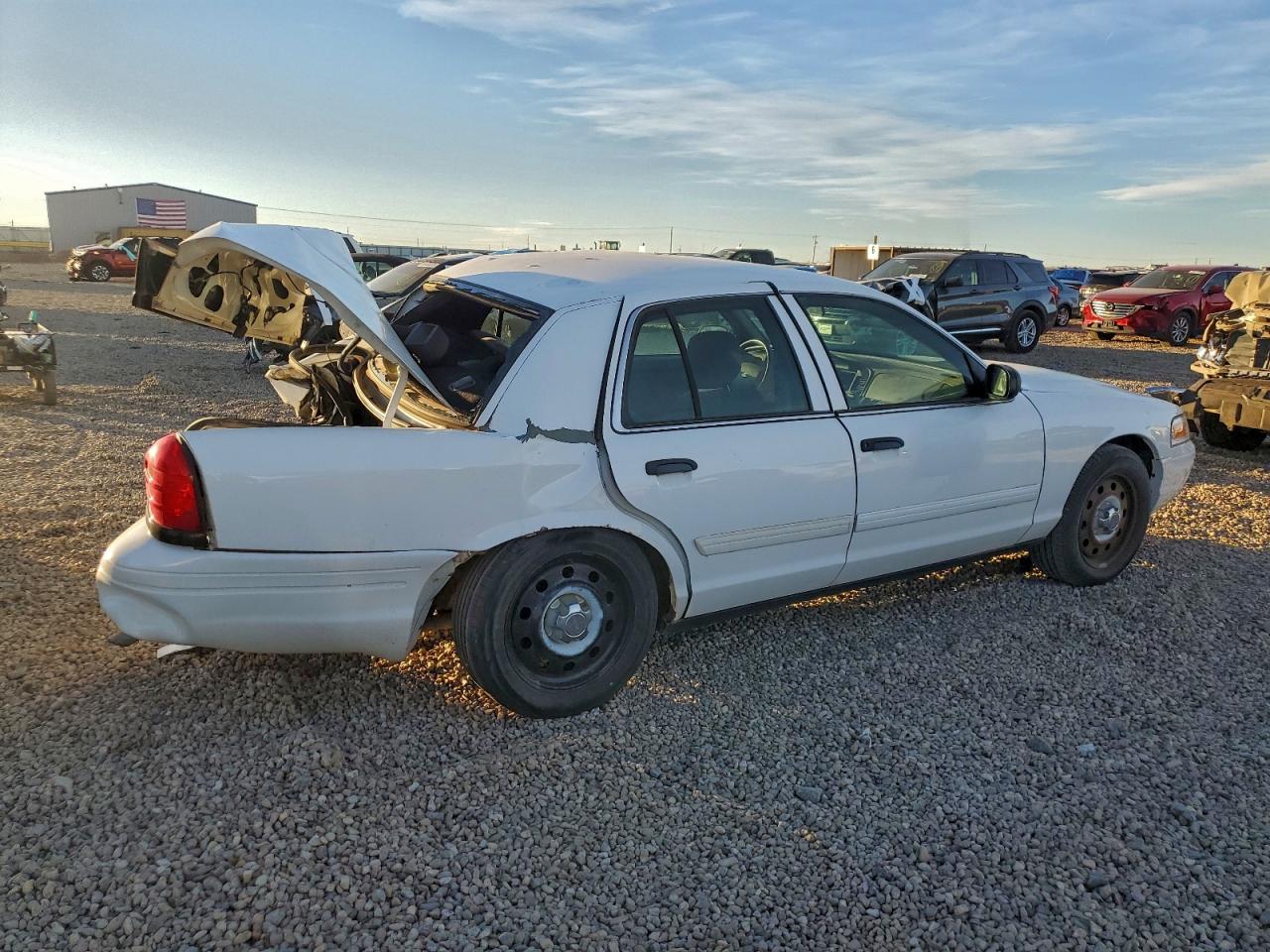 2009 FORD CROWN VICTORIA POLICE INTERCEPTOR photo 3