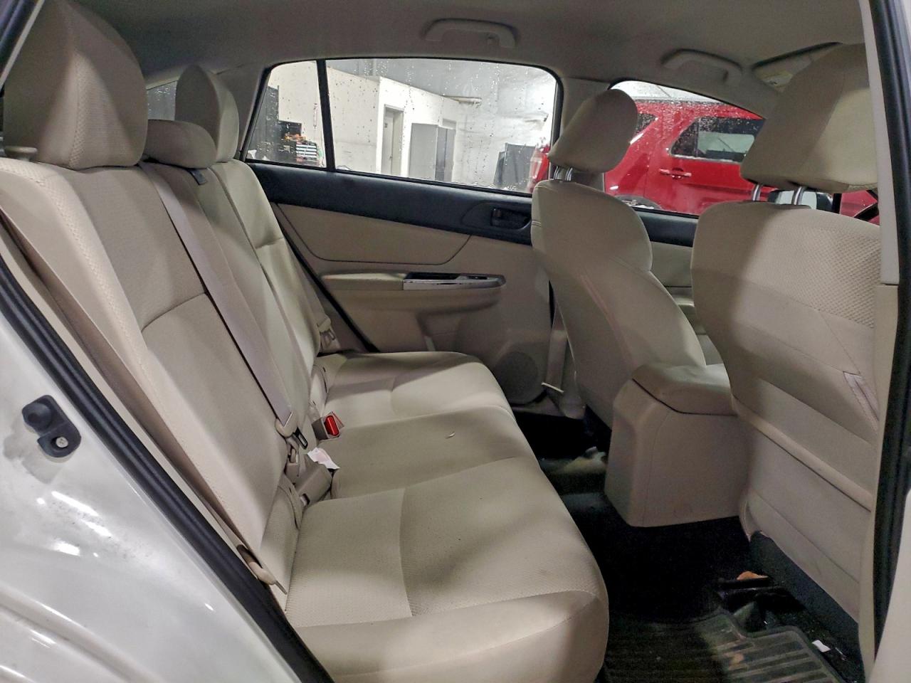 2016 SUBARU IMPREZA photo 10