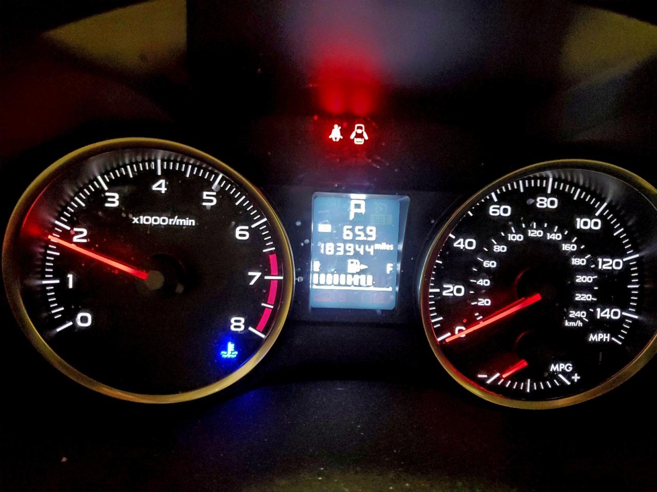 2016 SUBARU IMPREZA photo 9