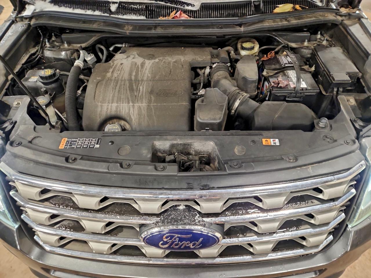 2016 FORD EXPLORER XLT photo 12