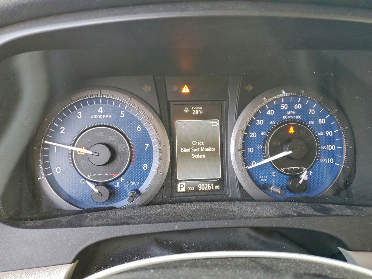 2017 TOYOTA SIENNA XLE photo 9