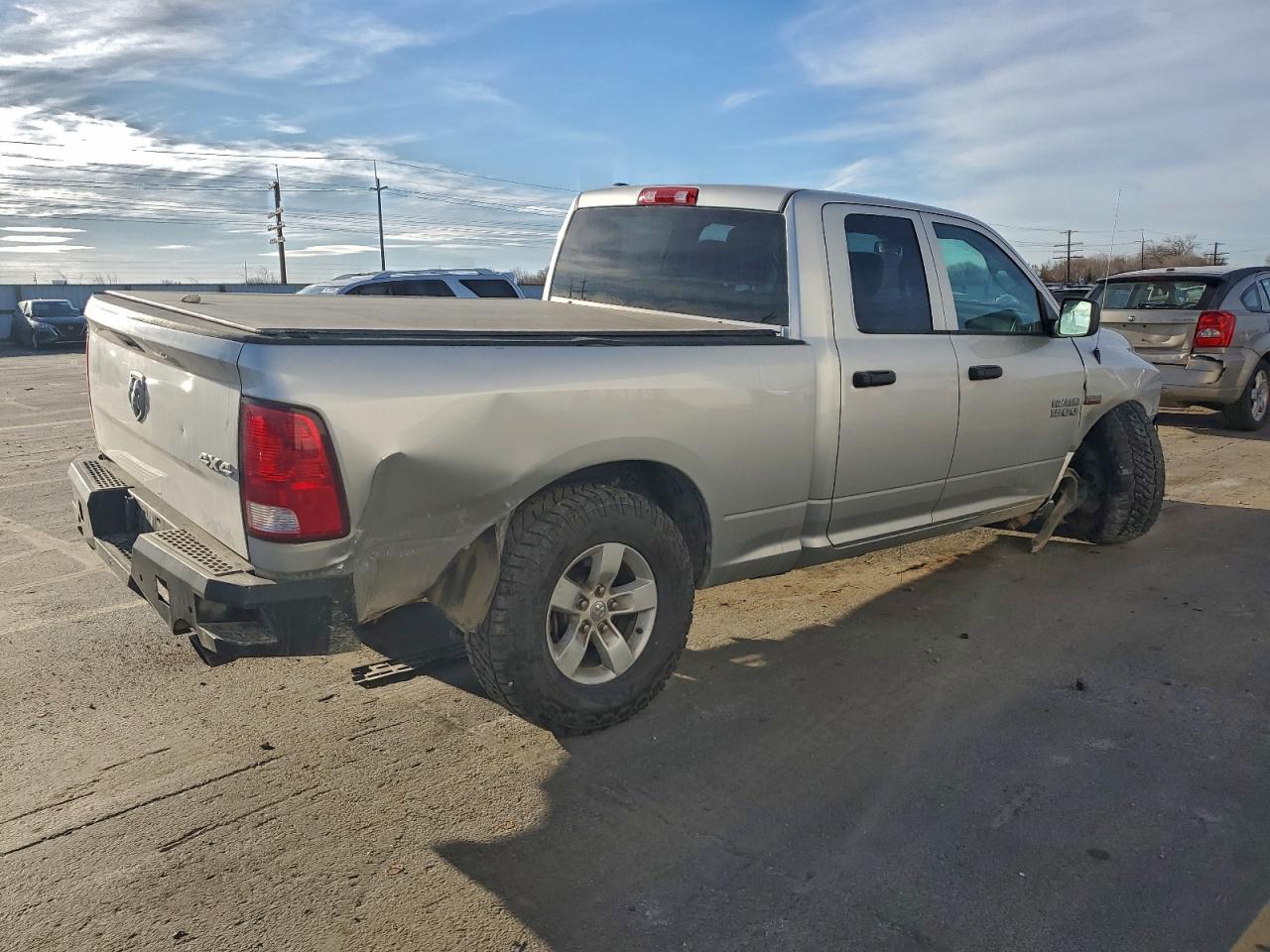 2017 RAM 1500 ST photo 3