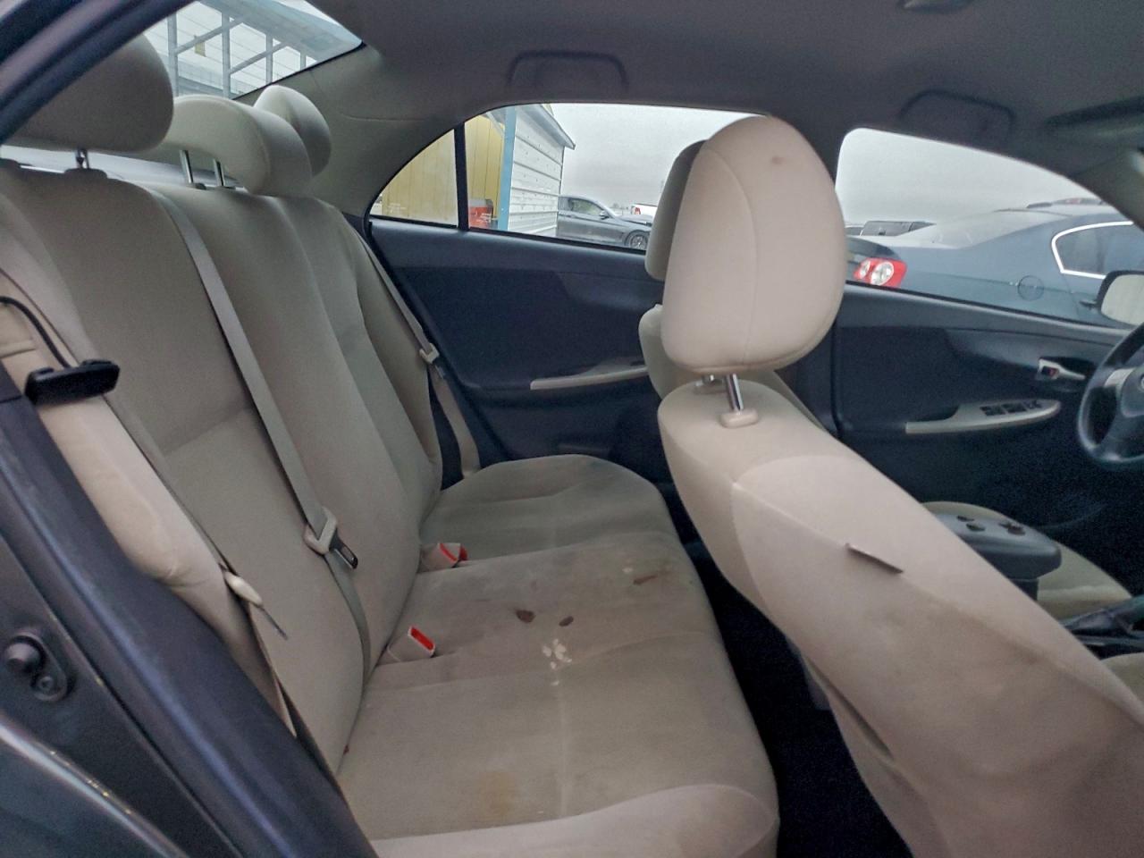 2013 TOYOTA COROLLA BASE photo 10