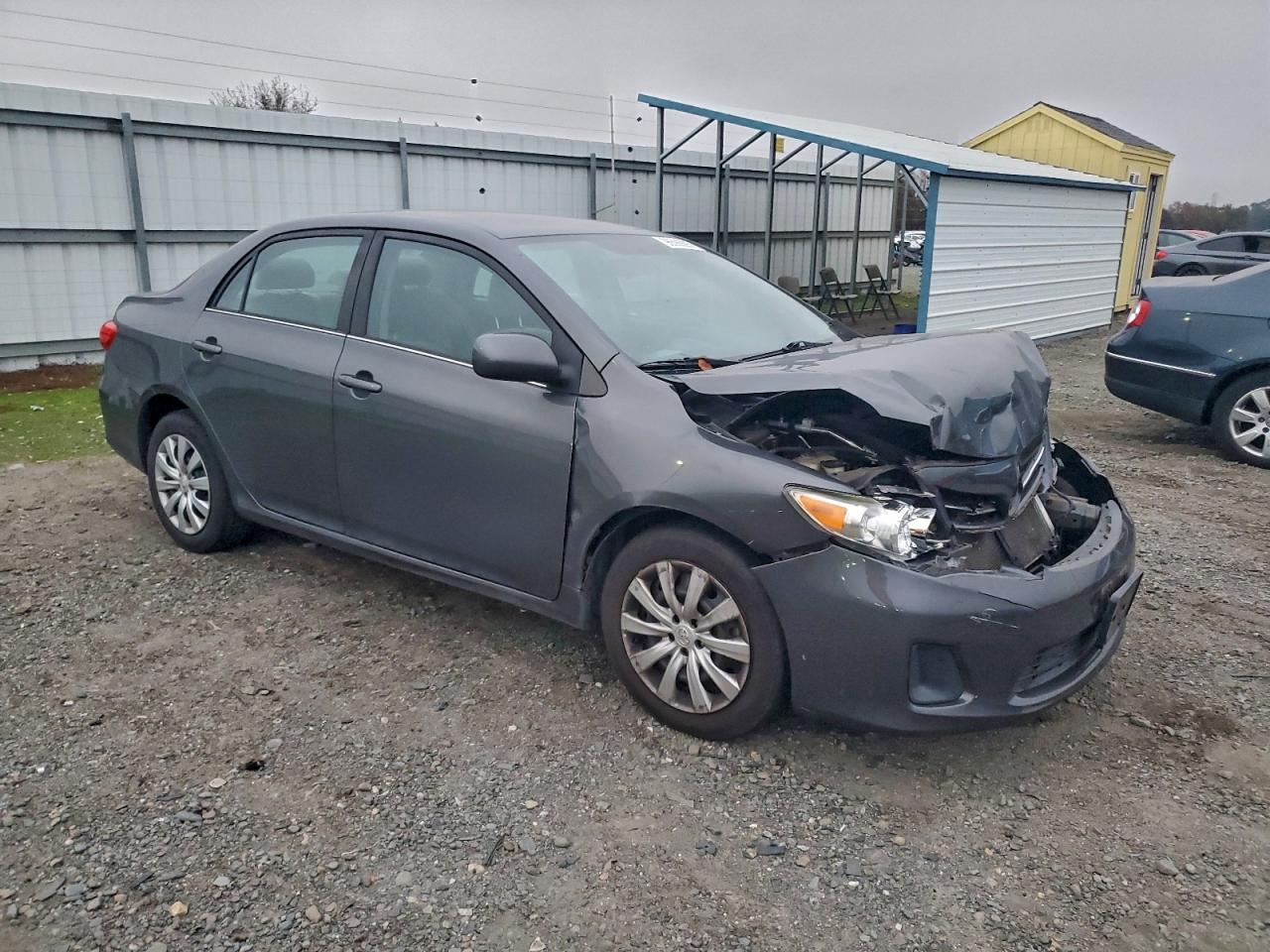 2013 TOYOTA COROLLA BASE photo 4