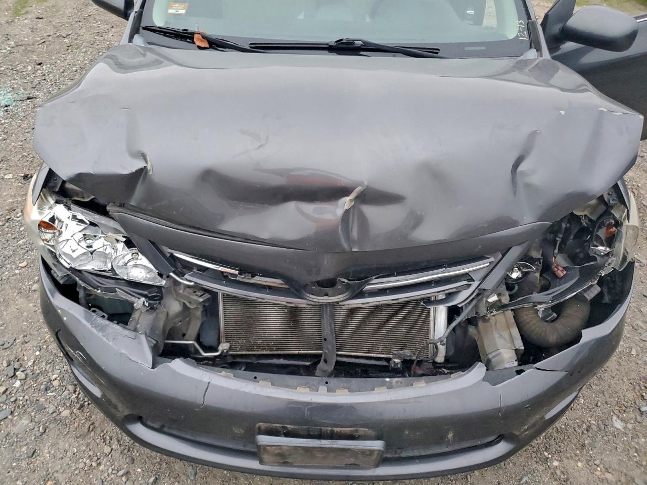 2013 TOYOTA COROLLA BASE photo 11