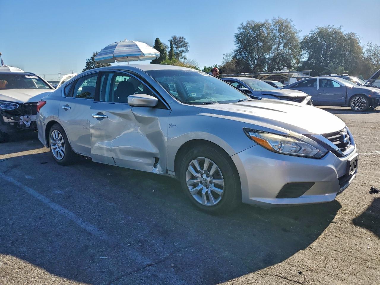 2016 NISSAN ALTIMA 2.5 photo 4