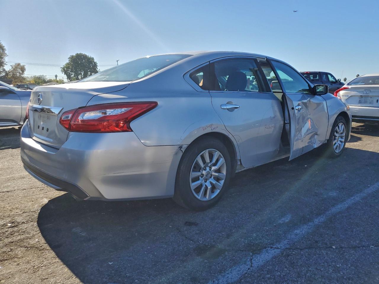 2016 NISSAN ALTIMA 2.5 photo 3