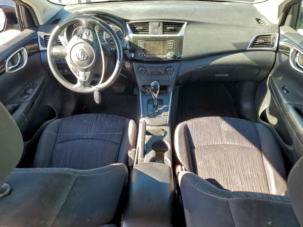 2017 NISSAN SENTRA S photo 8