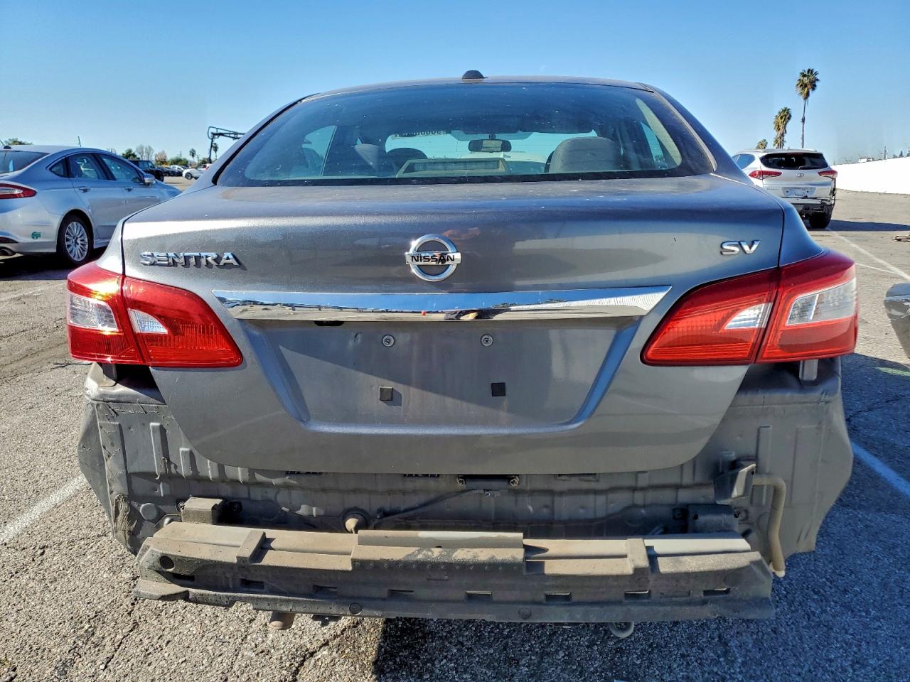 2017 NISSAN SENTRA S photo 6