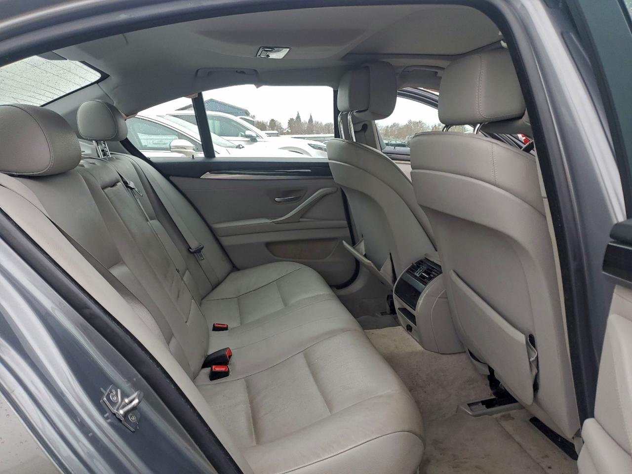 2011 BMW 535 I photo 10