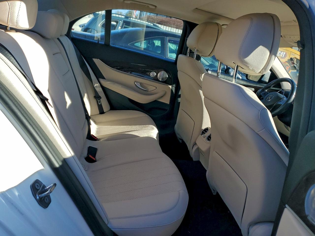 2017 MERCEDES-BENZ E 300 photo 10