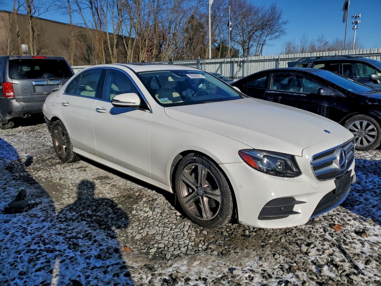 2017 MERCEDES-BENZ E 300 photo 4